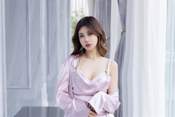 SM极品女神骚穴水超多